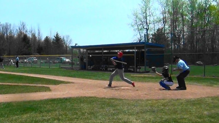Mustangs continue to win on the baseball diamond