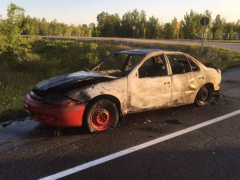 Emergency Crews Extinguish Early Morning Vehicle Fire