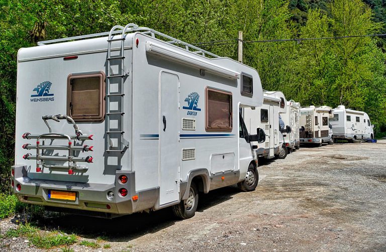 Travellers must head straight home: MPP Steve Clark