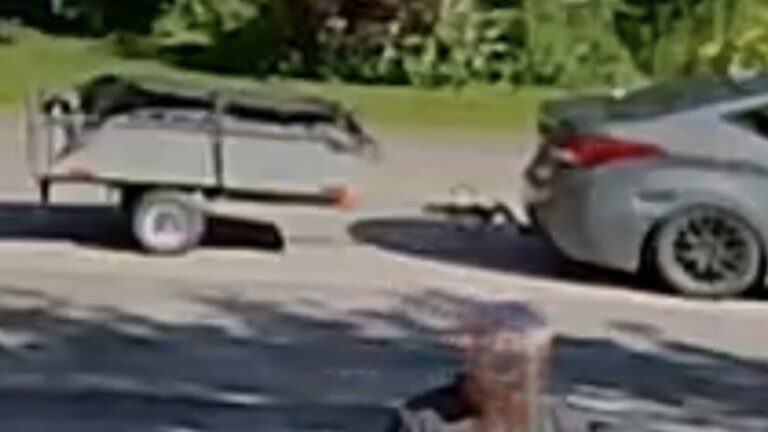 Police searching for vehicle and trailer following complaints