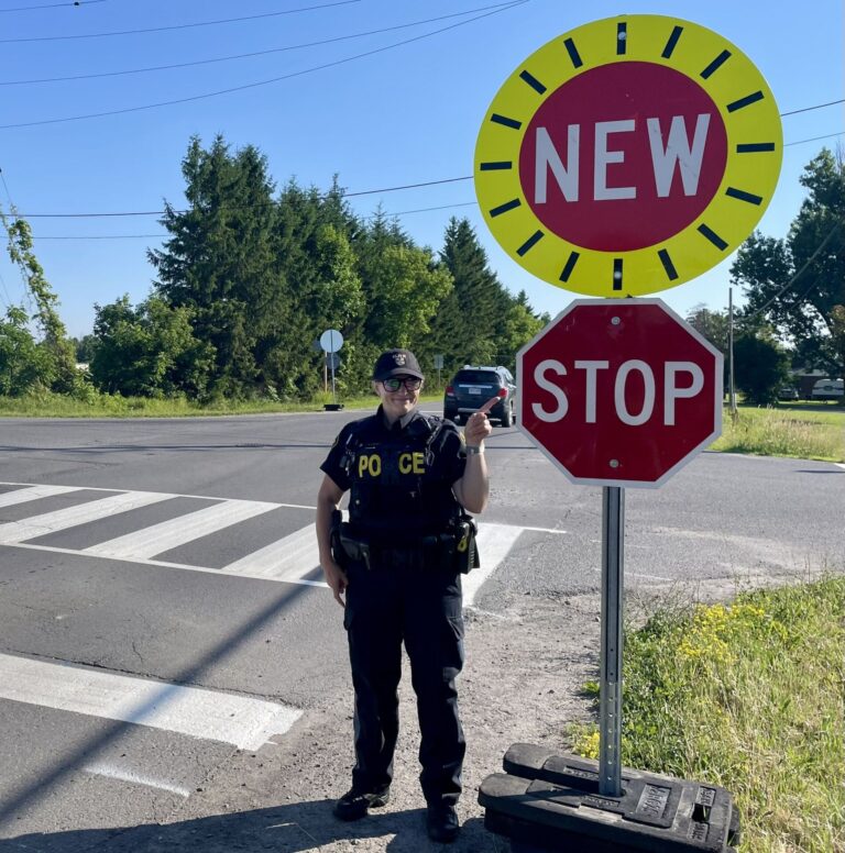 New four-way stop in Kemptville